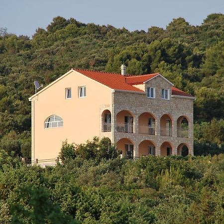 Villa Lunaris Maslinica Exterior foto